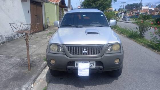 MITSUBISHI L200 OUTDOOR 2.5 HPE 4X4 CD 8V TURBO INTERCOOLER DIESEL 4P MANUAL MITSUBISHI L200 OUTDOOR 2.5 HPE 4X4 CD 8V TURBO INTERCOOLER DIESEL 4P MANUAL